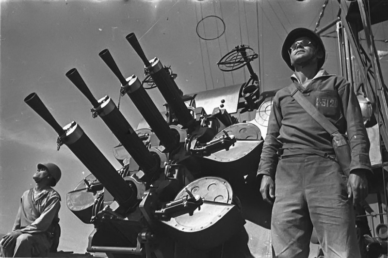 Soviet naval calculation 12.7-mm anti-aircraft ship quad machine gun.jpg
